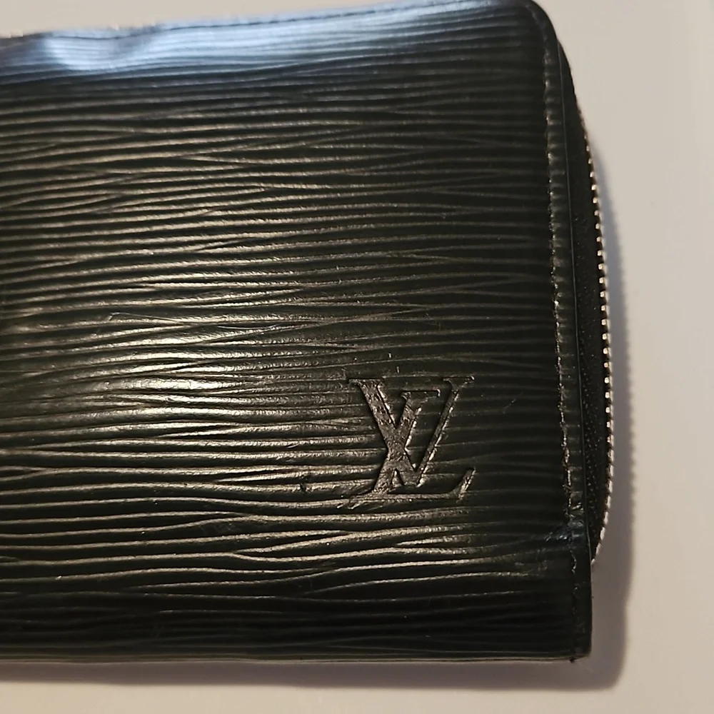 Louis Vuitton black epi zippy organizer wallet - Picture 3 of 12